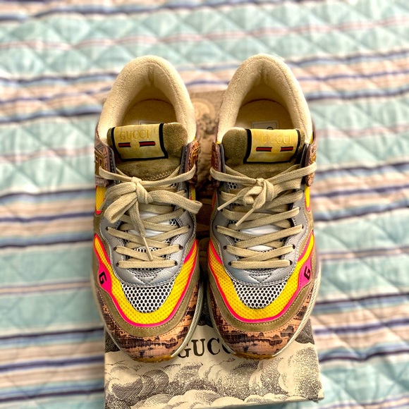 Women’s Gucci sneakers - Picture 1 of 8